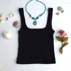 Black DYNAMITE Crop Tank